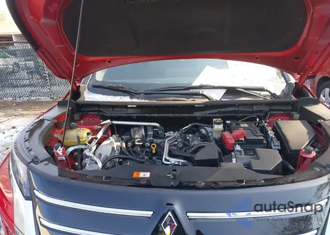 2025 Mitsubishi Outlander Se 2.5 S-Awc/Trail Edition S-Awc z USA, uszkodzony, nr VIN JA4J4VA89SZ047711